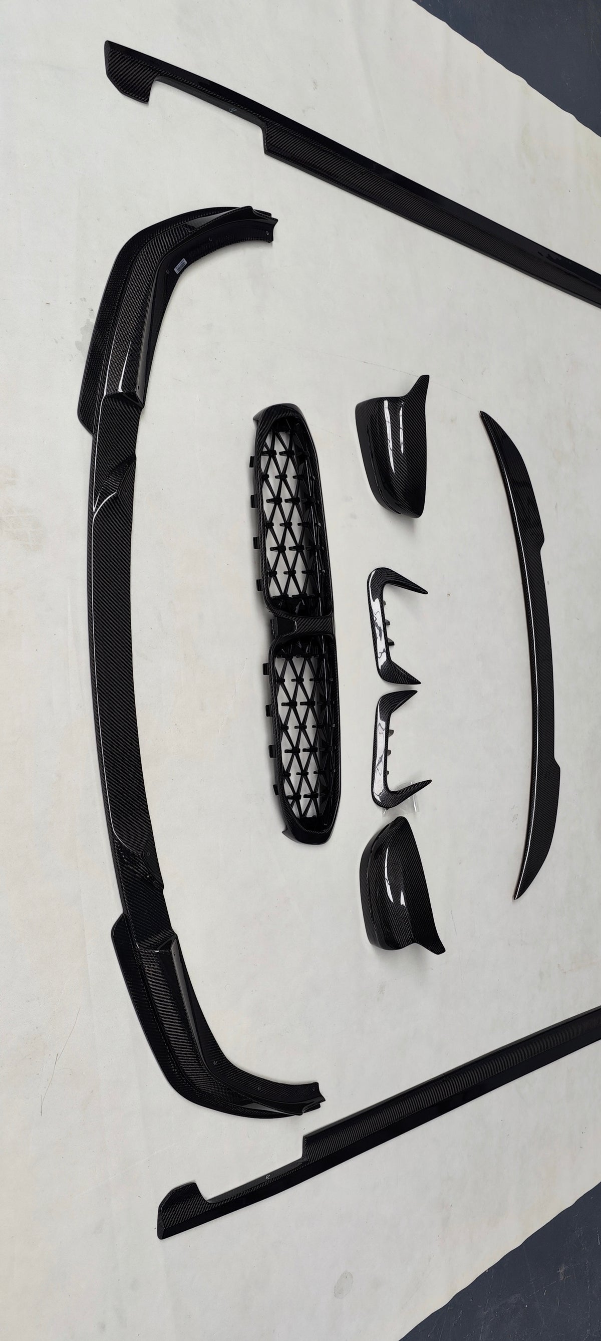 Lèvre avant en fibre de carbone style 3D pour BMW G20 G21 M Sport (avant restylage 2019-2022) 