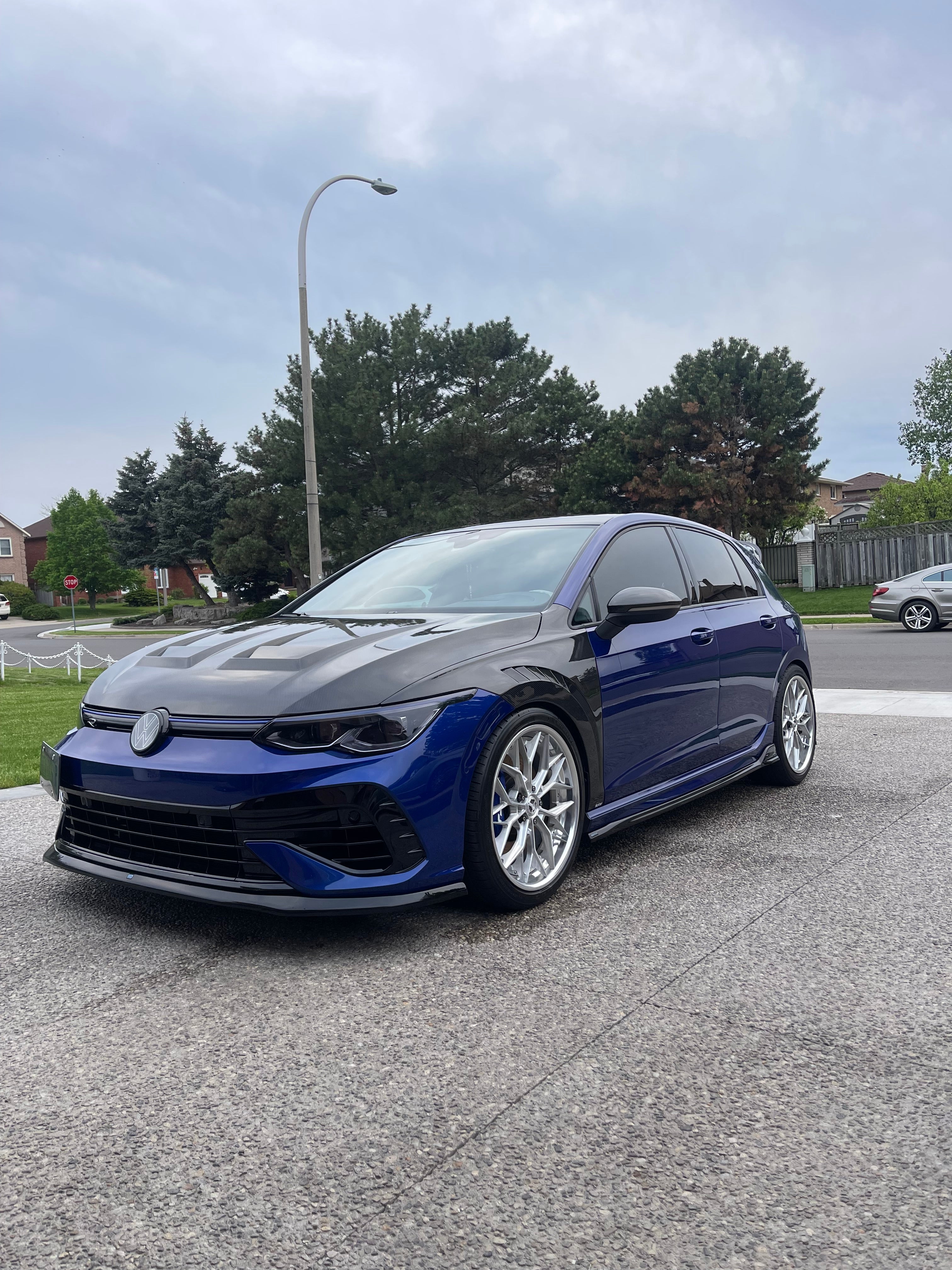 Volkswagen Golf 8/8.5 Carbon Fiber Fenders R/GTI Karbel Design 2020-26