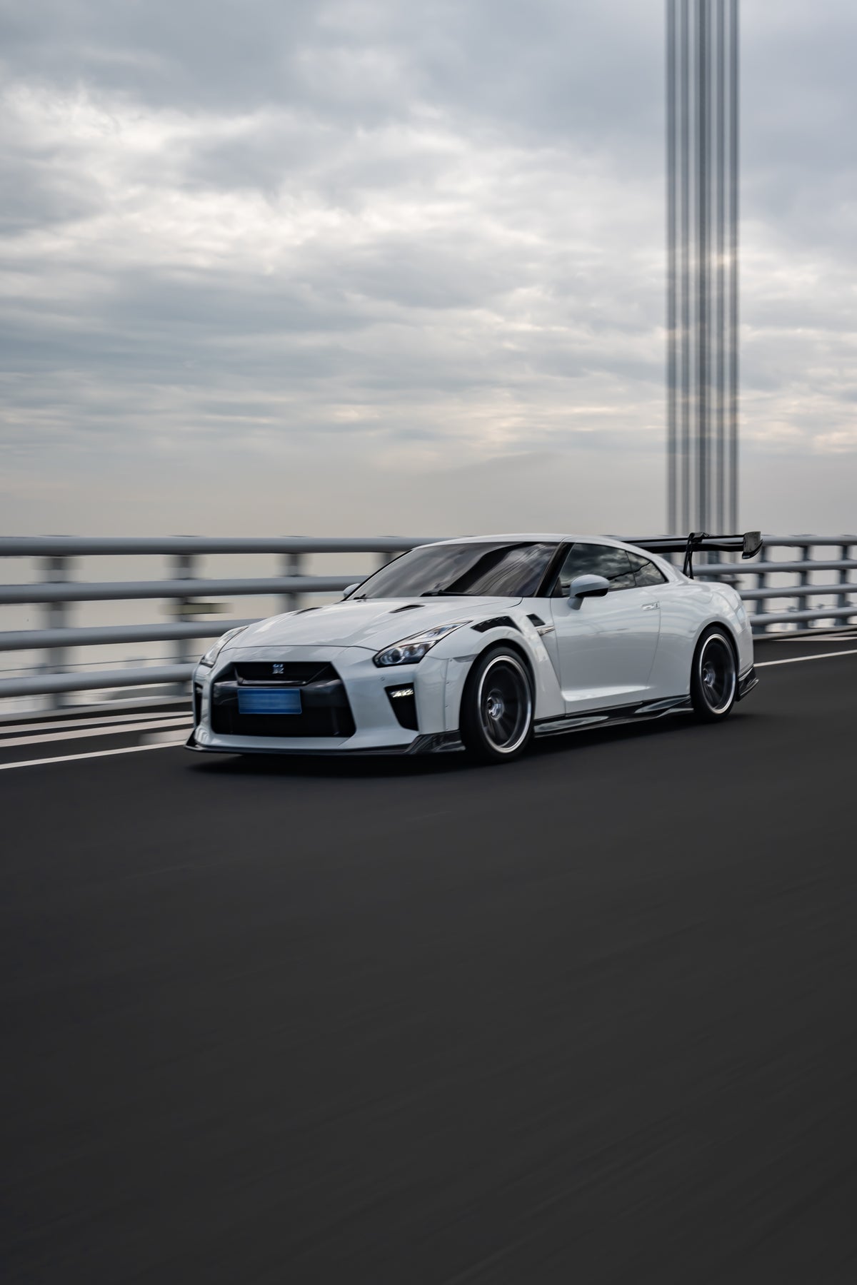 Nissan GTR R35 Aerowise DRS Carbon Fiber Wing Spoiler 2008-2025