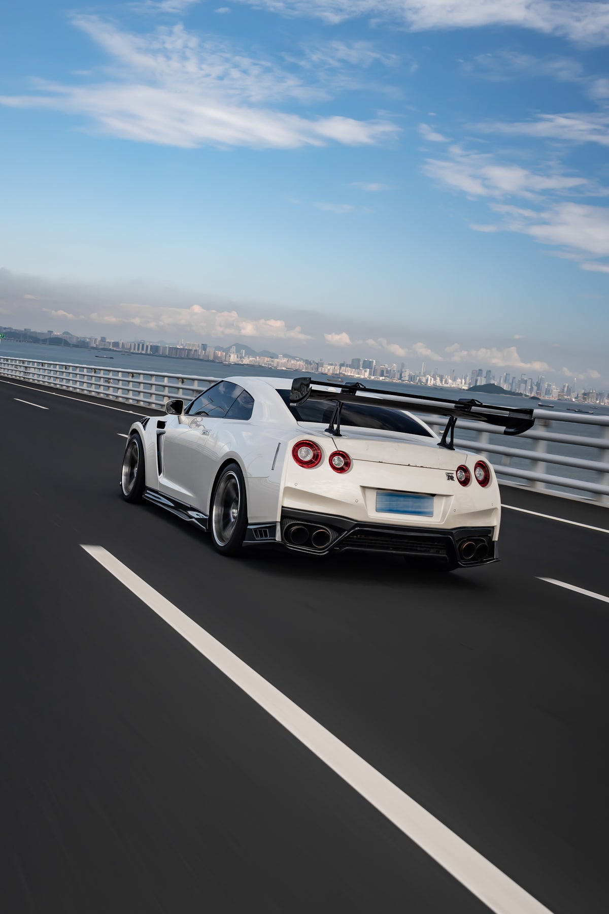 Nissan GTR R35 Aerowise DRS Carbon Fiber Wing Spoiler 2008-2025