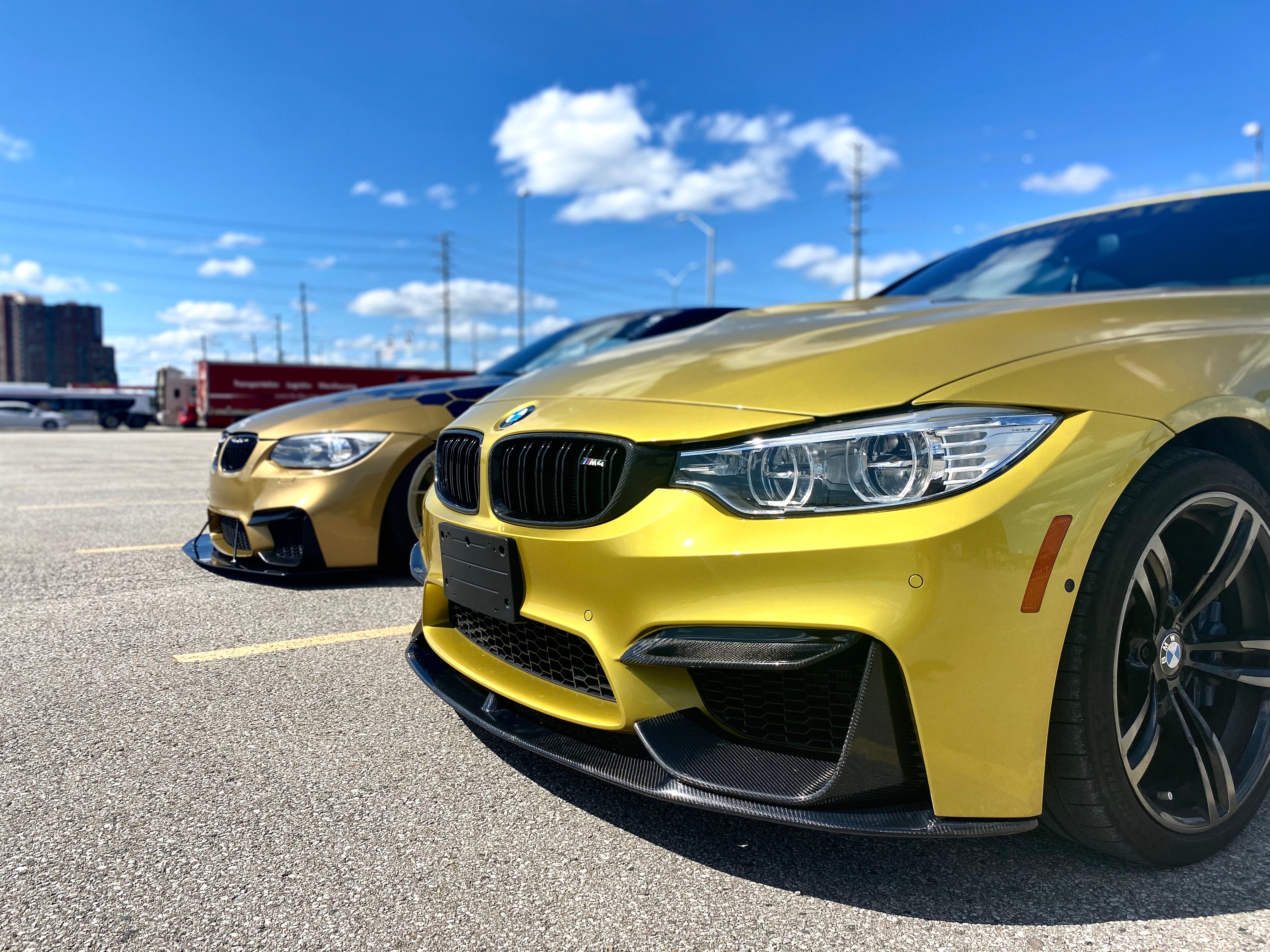Lèvre avant style M Performance pour BMW F80 M3 F83/F82 M4 en fibre de carbone sèche 