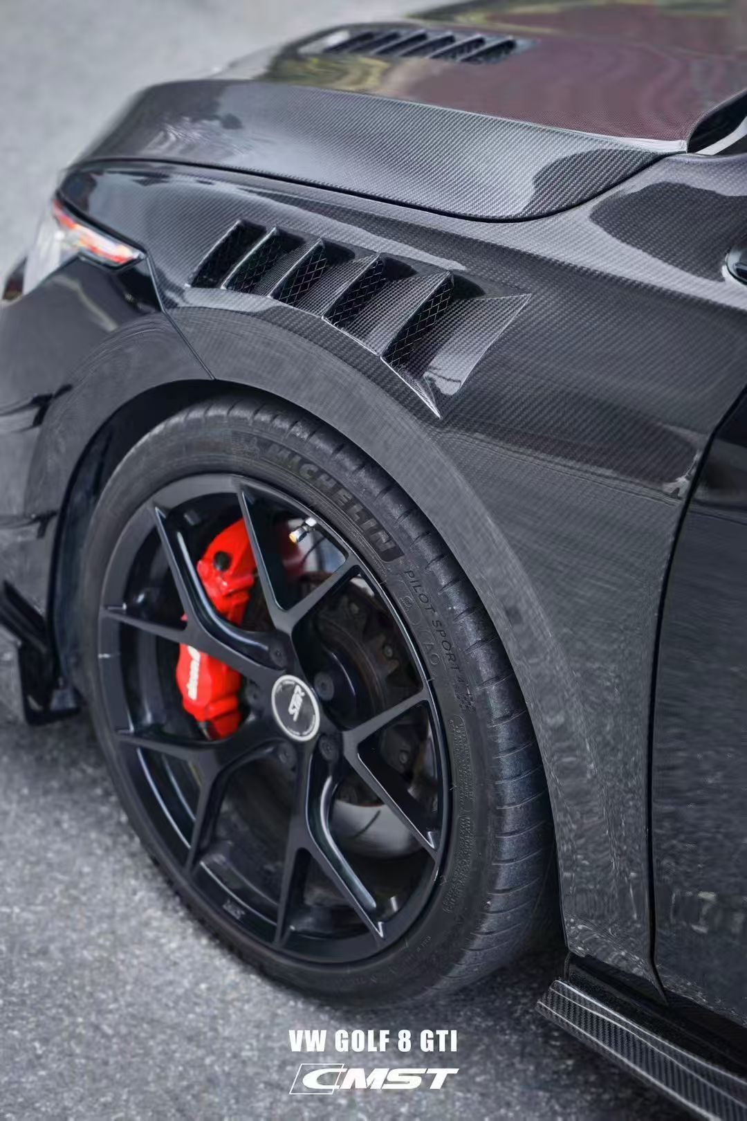 Volkswagen Golf 8/8.5 Carbon Fiber Fenders R/GTI CMST Design 2020-26