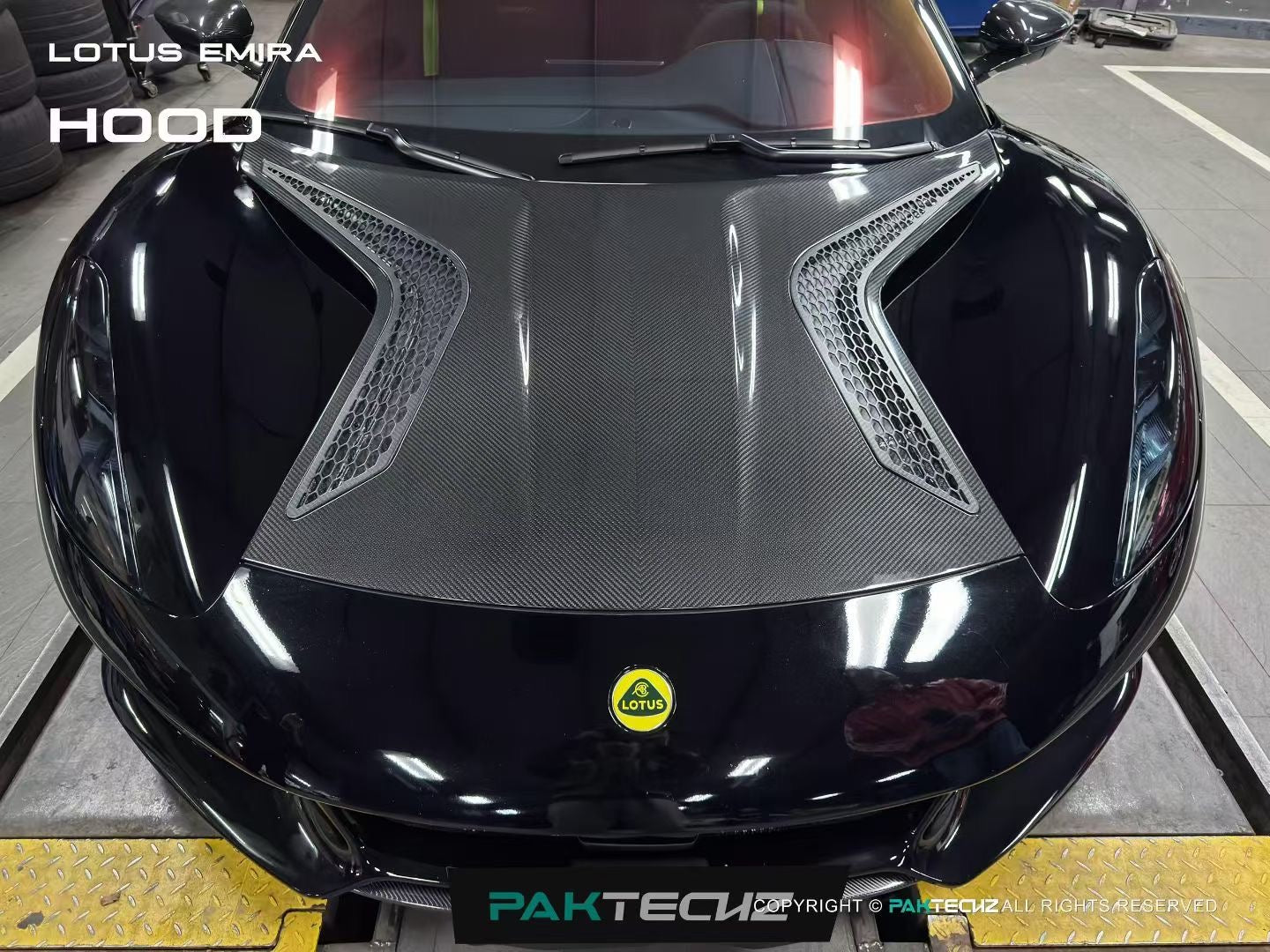 Lotus EMIRA Paktechz Design Carbon Fiber Hood 2022+