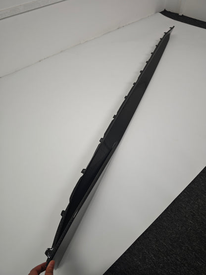 Bas de caisse style M Performance en fibre de carbone sèche pour BMW G83/G82 M4 (à partir de 2021) 