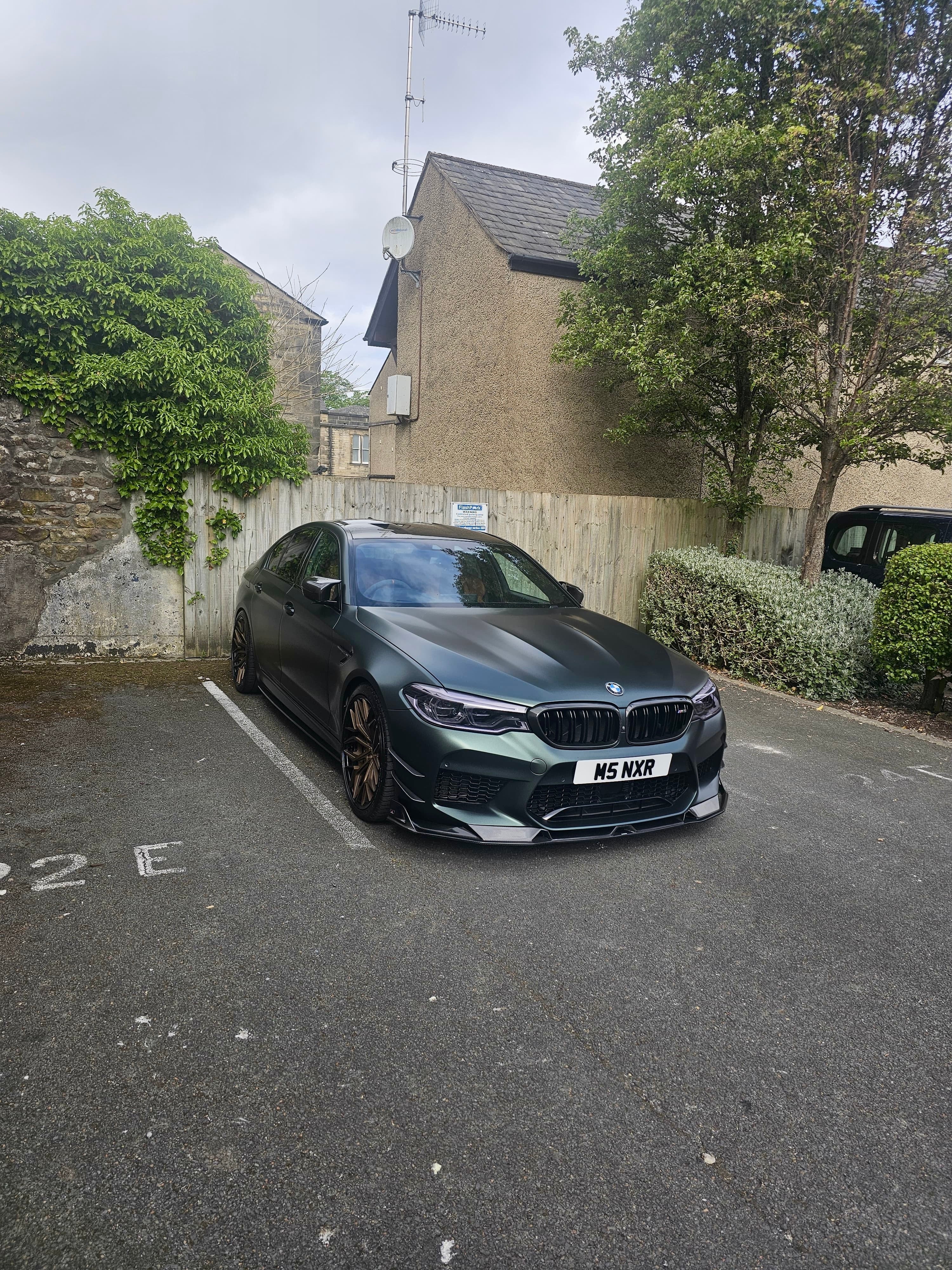 BMW F90 M5 M5C Carbon Fiber Front Lip AE Design 2018-2020 ArmorExtend
