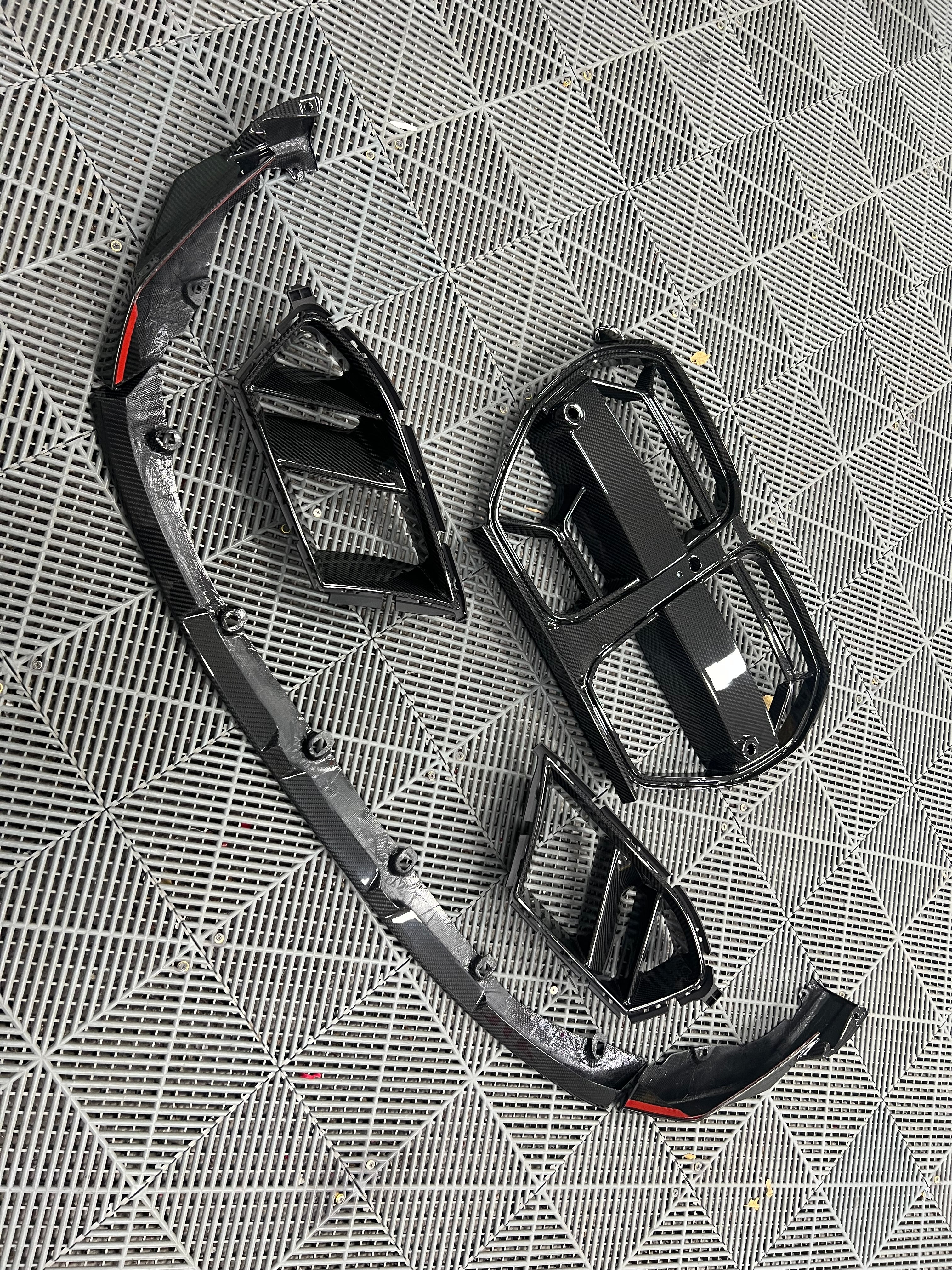 BMW M3 M4 Carbon Fiber CSL Style Front Grille 2021-26 G80 G81 G82 G83