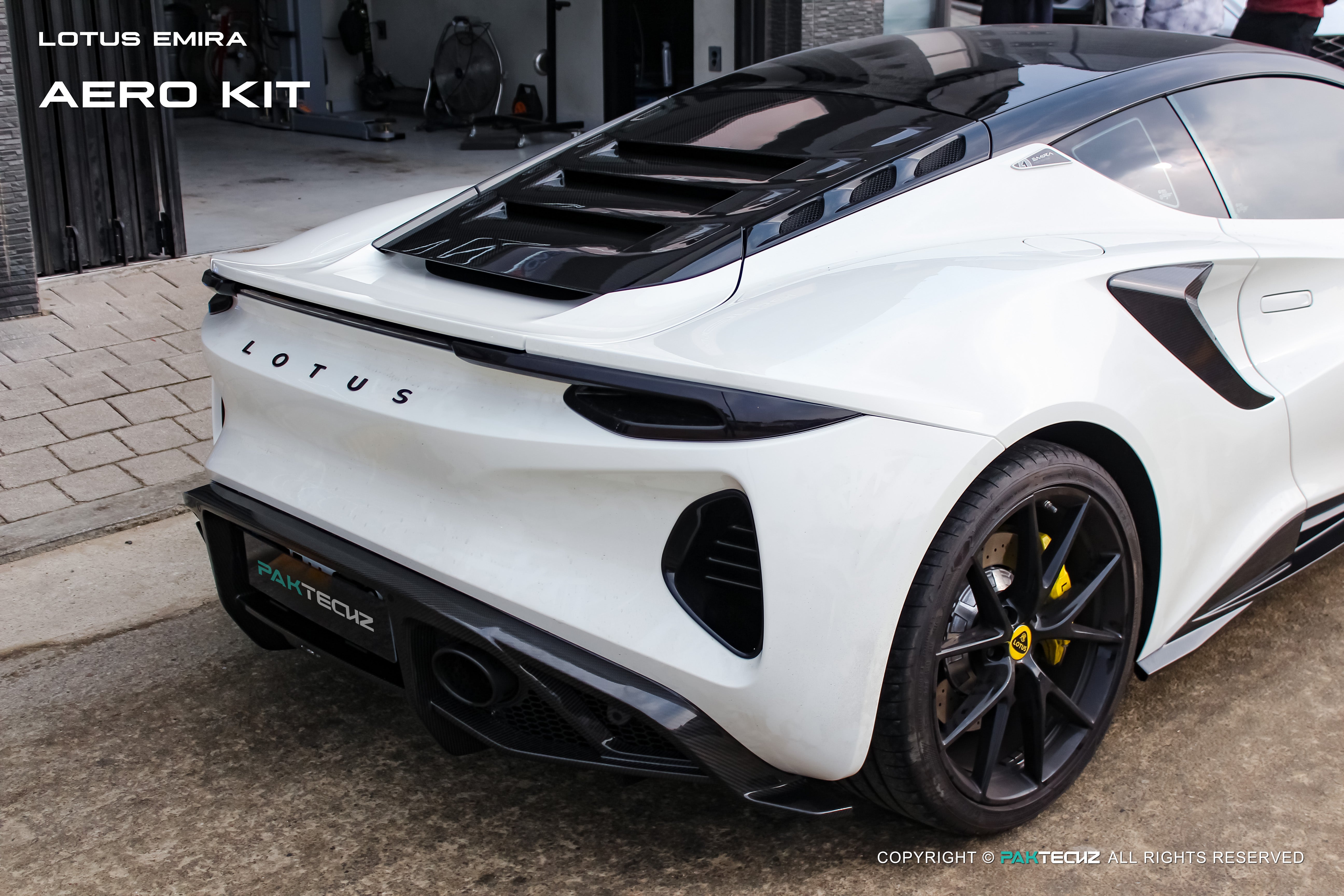 Lotus EMIRA Paktechz Design Carbon Fiber Rear Diffuser 2022+