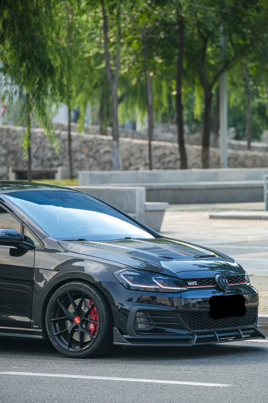 Volkswagen Golf R/GTI Carbon Fiber Fenders Karbel Design Mk7.5 2017-21