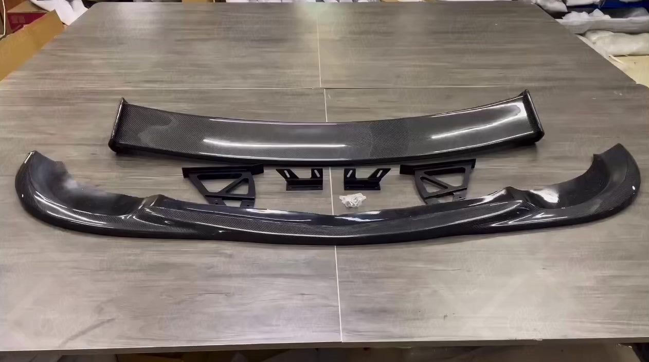 Mercedes Benz W204 C63 Carbon Fiber Front Lip AMG Style ( Pre Facelift )
